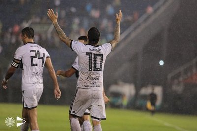 Con un Mendieta intratable, Olimpia se afianza en la punta del torneo - Informate Paraguay