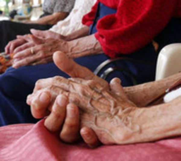 Abuelitos cerrarán ruta en Curuguaty por universalidad de pensión - Paraguay.com