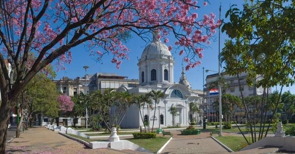 HOY / La Senatur y la comuna capitalina trabajaran en conjunto para la revitalización del casco histórico de Asunción