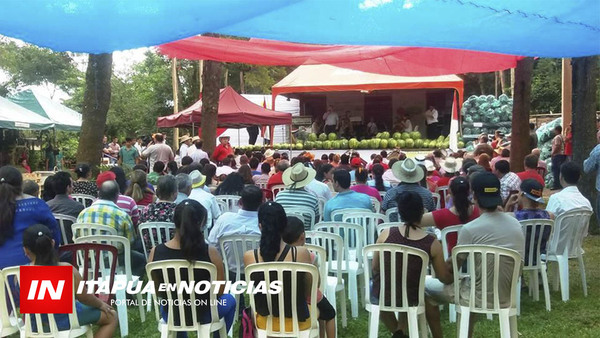 PRIMER FESTIVAL FOLKLÓRICO EN LA FIESTA DE LA SANDÍA