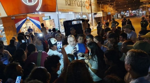 Acusan a Payo de liderar turba que atacó negocio de familia Urbieta en Concepción - Informate Paraguay