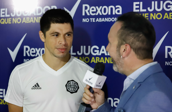 Rodrigo Rojas, la figura Rexona del Clásico