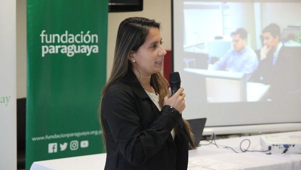 Lorena Soto: “La paraguaya es resiliente, tiene mucha fortaleza porque pasa por muchas inequidades y eso no la detiene”