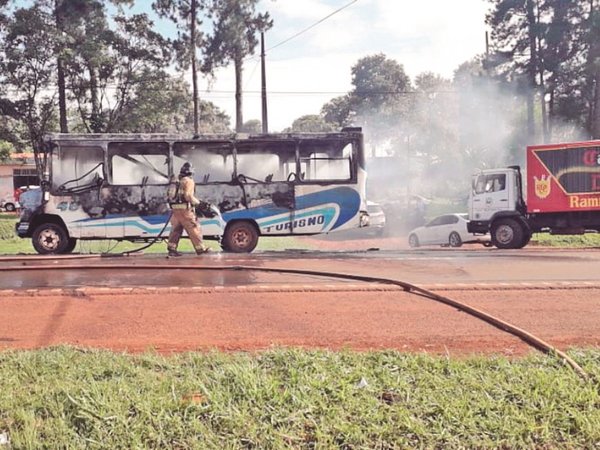 Los buses chatarras y horarios sin cumplir, males del transporte en CDE