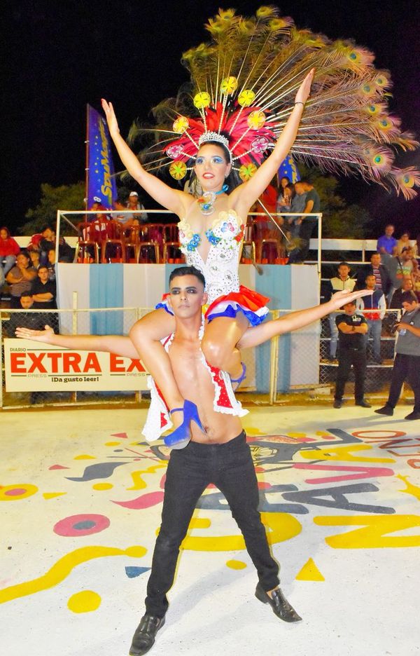 Un exitoso carnaval gua’i - Artes y Espectáculos - ABC Color