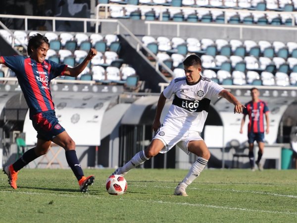 Cerro Porteño vence a Olimpia y se queda con el clásico en Reserva