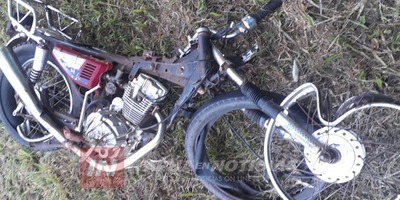 PIRAPÓ: MOTOCICLISTAS ACCIDENTADOS AMANECIERON EN UNA ZANJA.