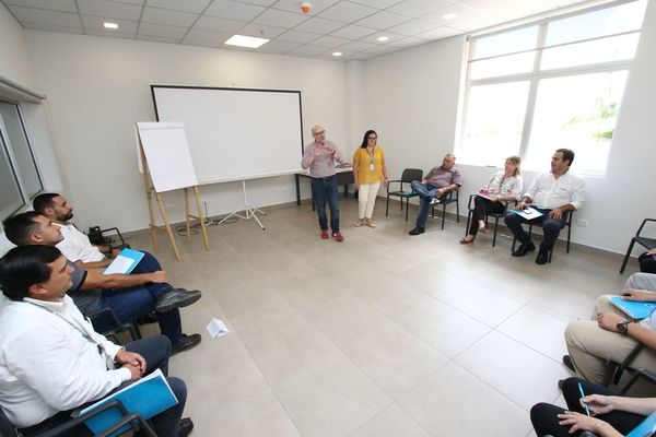 “Liderando en femenino”, es la propuesta de Casanovas