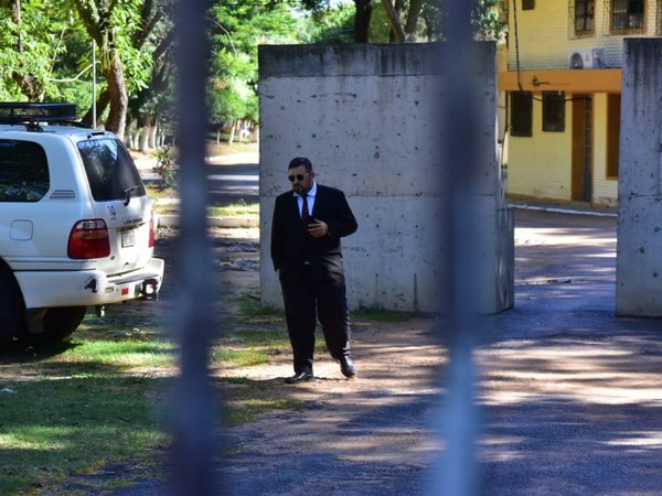 Defensa de diputado Cuevas apela la prisión preventiva