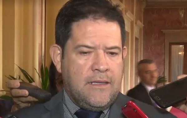 Destituyen al presidente del IPS - Informate Paraguay