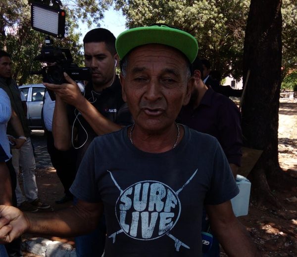 Cuidacoches en pie de guerra: "Colorado ya omanoma hina" » Ñanduti