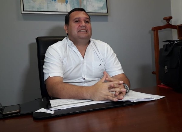 Caso Miguel Cuevas: corresponde aplicar la convocatoria del suplente, considera diputado