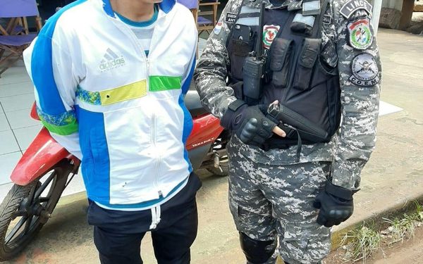 Pescan a hombre con arresto domiciliario paseándose por la ciudad