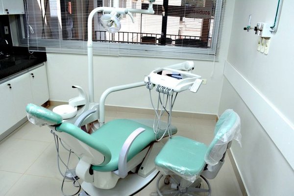 Servicio de maxilofacial ofrece atención de calidad y mayor confort a usuarios - .::RADIO NACIONAL::.