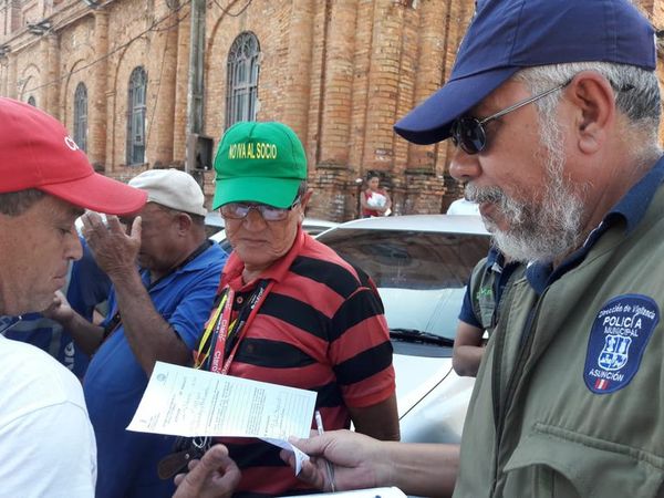 Retirar a cuidacoches “fracasó por falta de voluntad de Ferreiro” - Nacionales - ABC Color