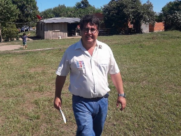 Diputado Enrique Mineur aclaró que no huyó de puesto policial