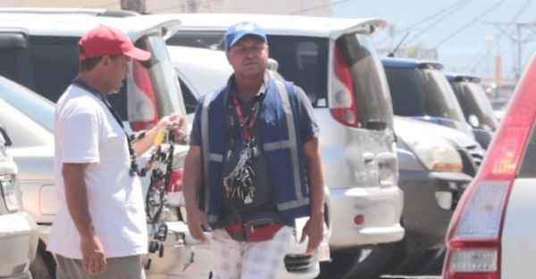 Cuidacoches: Policía dejó en bola a intendente