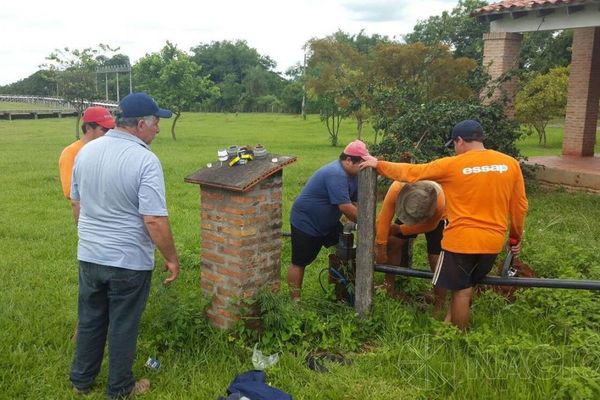 Continúan cortes de agua a usuarios morosos