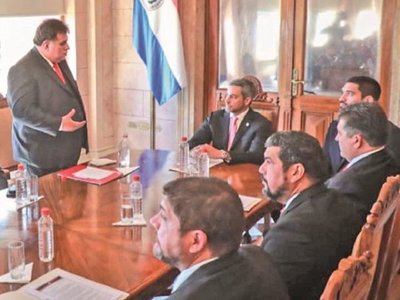 Marito utiliza el Palacio como una seccional para la unidad de la ANR