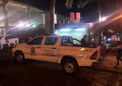 Dos muertos y tres heridos en tiroteo en una cancha de CDE