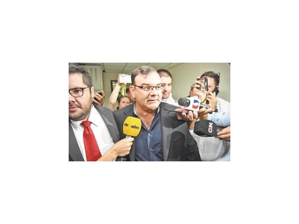 El diputado Rivas chicanea y por tercera vez suspende su preliminar
