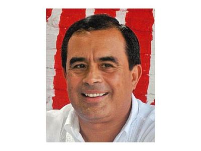 Cuestionado ex intendente es recibido por Marito y Cartes