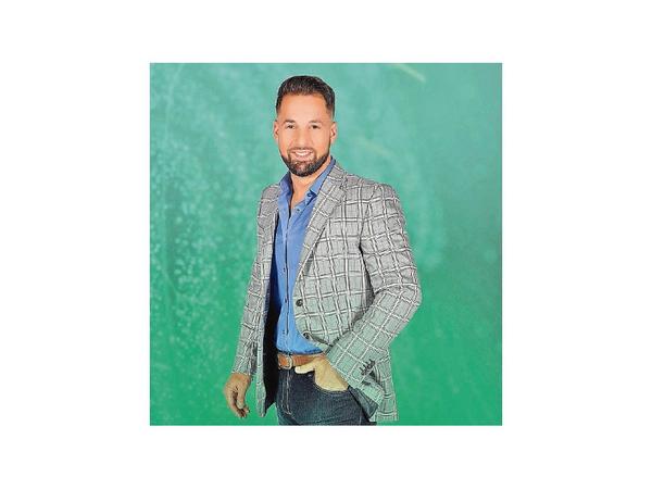 Kike Casanova regresa con ID Famosos por NPY