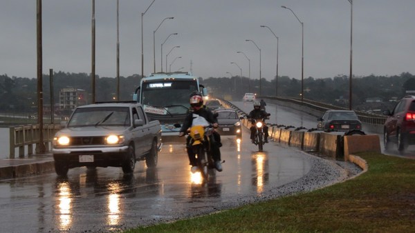 Anuncian un día lluvioso y con temperaturas cálidas - ADN Paraguayo