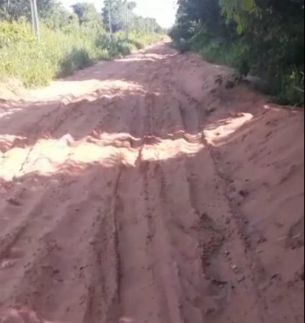 Colonia Pasiño: Pobladores exigen reparación de camino