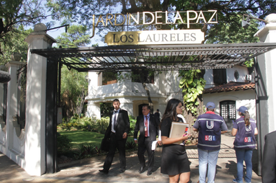 Tributación allanan funeraria ante indicio de irregularidades | .::Agencia IP::.