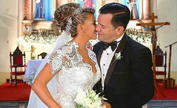 Marly Figueredo y su esposo celebran 3 años de casados