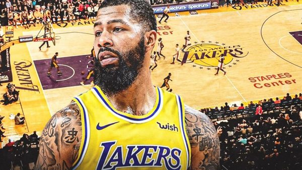 Markieff Morris se alista en los Lakers