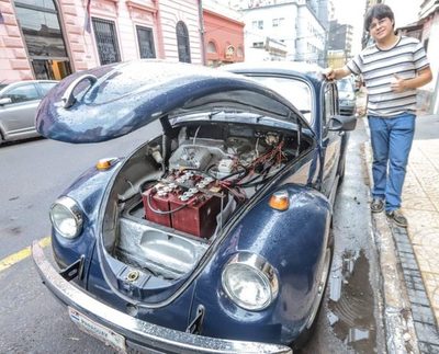 Estudiante de ingeniería crea el primer fusca eléctrico