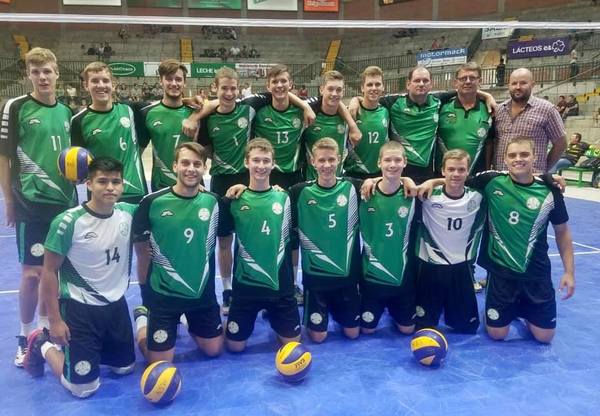El Deportivo Menno lidera a placer el MENEFEPA juvenil de vóley