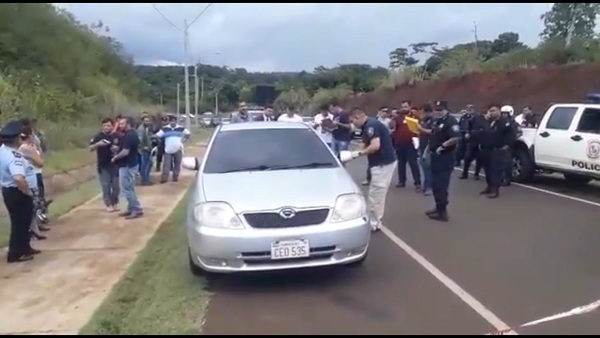 Hallan muertas a dos mujeres en el interior de un automóvil
