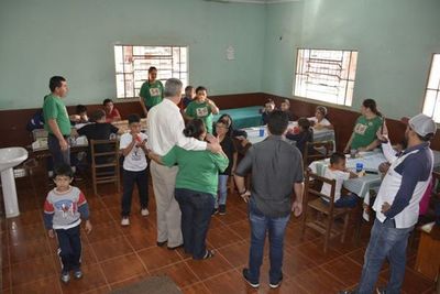 Mientras los lobos aúllan el Progreso Continúa