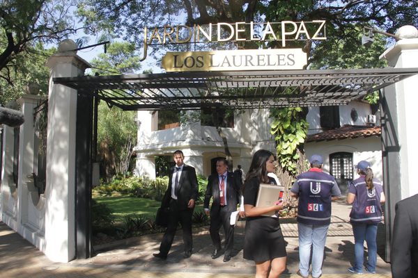 Tributación allana funeraria ante indicio de irregularidades