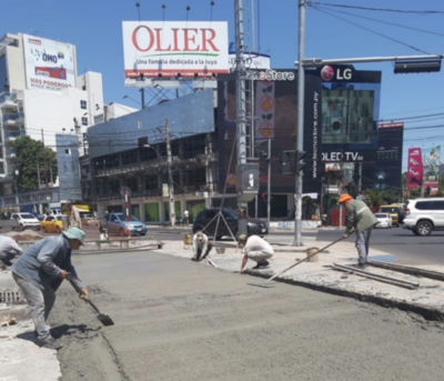 Colocan pavimento hidráulico en nudo de San Martín y Aviadores