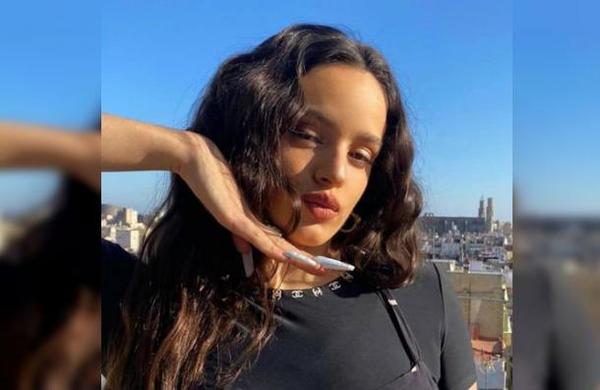 Niñas disfrazadas como Rosalía la rompen en las redes sociales - SNT