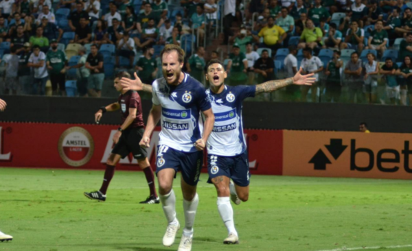 HOY / Se pega el lujo de eliminar a un club brasileño en su mismo país