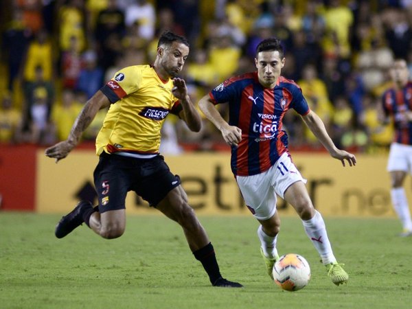 Cerro Porteño apela a la presión de su gente para batir a Barcelona