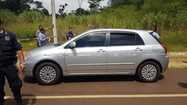 Mujeres encontradas muertas en un automóvil en Alto Paraná, habrían sido asesinadas en otro lugar