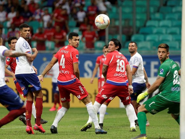 Nacional va por el milagro copero