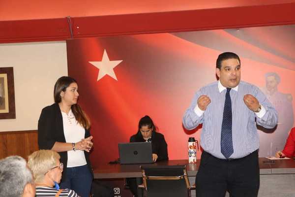 Director de empleo de la ANR: “El partido hace el trabajo que muchas instituciones no hacen” - ADN Paraguayo