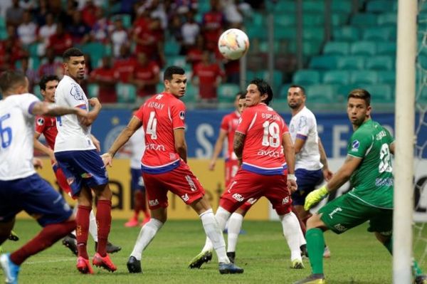 Nacional va por el milagro copero