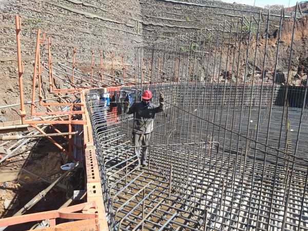 Avanza trabajo en la base para las torres principales del Puente Integración - Noticde.com