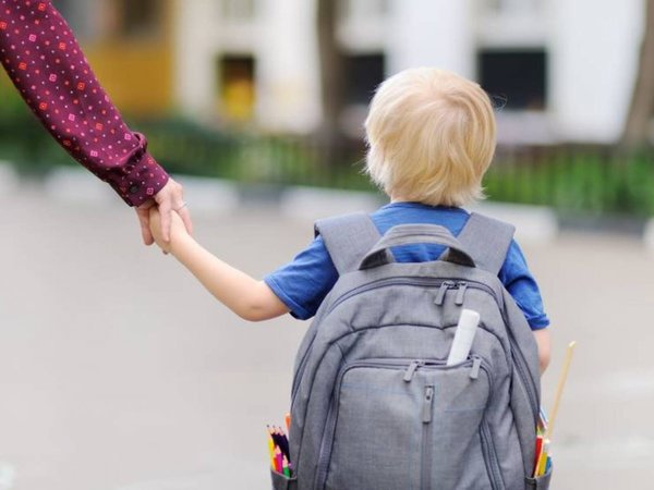 Profes rechazan a un niño con autismo