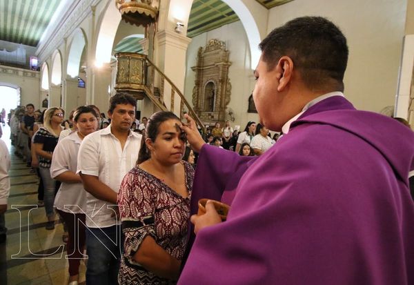 Inicia la Cuaresma con el miércoles de ceniza