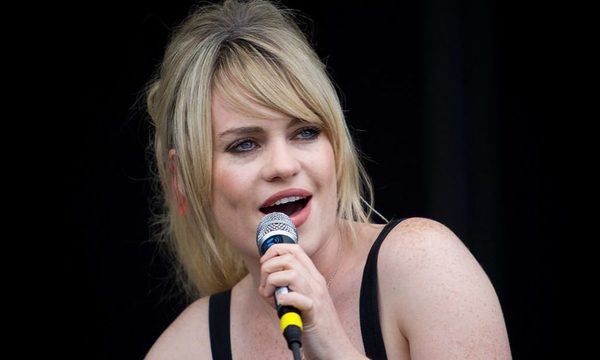 La cantante Duffy reaparece contando que fue secuestrada y violada, razón por la que se alejó de la música