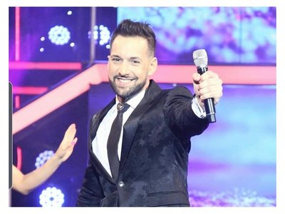 Kike Casanova conducirá el programa ID Famosos